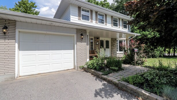 Exterior - Charming East End Home (Barrie)