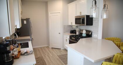 Modern 3BR Cypress Home Furnished and Family Friendly
