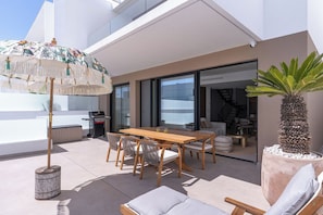 Outdoor dining - Vrbo Property (Dolores)