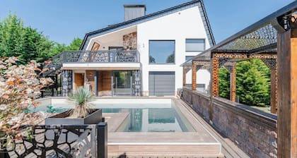 Villa Vibes