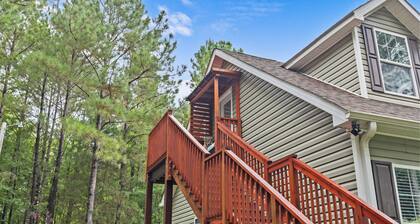 Private 1BR Retreat Among the Pines - Sleeps 4 - Unit 1