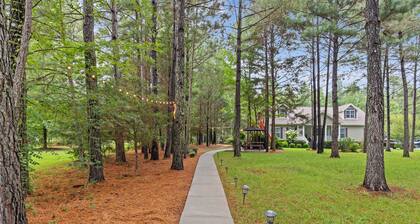 Private 1BR Retreat Among the Pines - Sleeps 4 - Unit 1