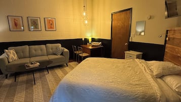 WiFi, bed sheets