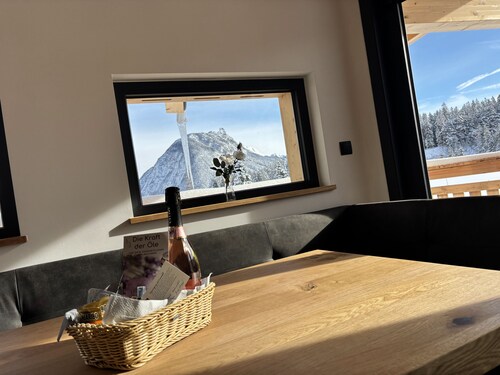 New Construction: Alpinstar Chalet—Luxury, Cross-Country Trails, and Mountain Views