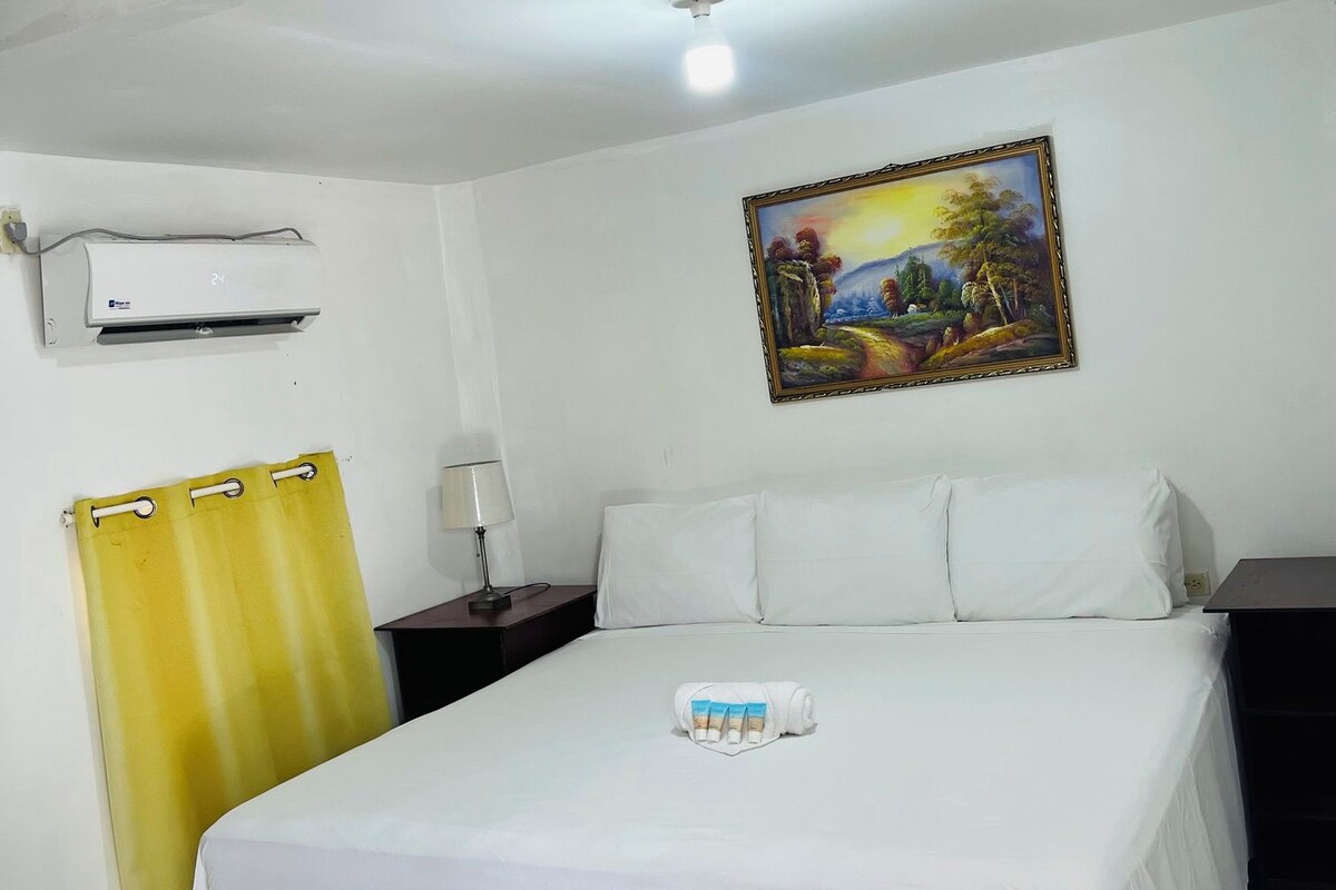 Chambre Confort, vue plage | Bureau