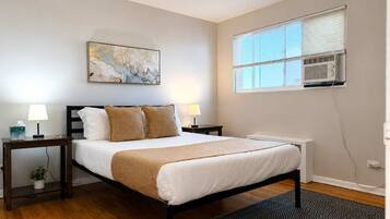 Iron/ironing board, travel cot, WiFi, bed sheets