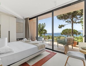 Room - Vrbo Property (Pietrosella)