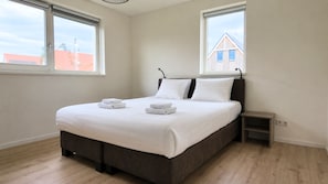 Room - Detached villa with spacious garden, BBQ and stylish interior. Close to the Oosterschelde. (Scherpenisse)