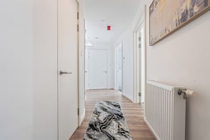 Unclassified image, 2 of 39, button - Luxe 2BR Wembley Stay | 3 min to Stadium Sleeps 8 (Wembley)