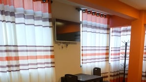 Unclassified image, 3 of 24, button - Hostal Suma Qamaña (COPACABANA)