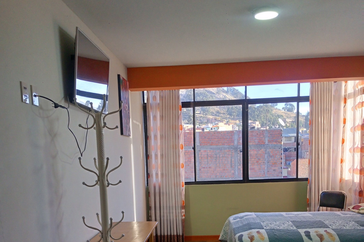 Habitación triple estándar, vistas a la ciudad