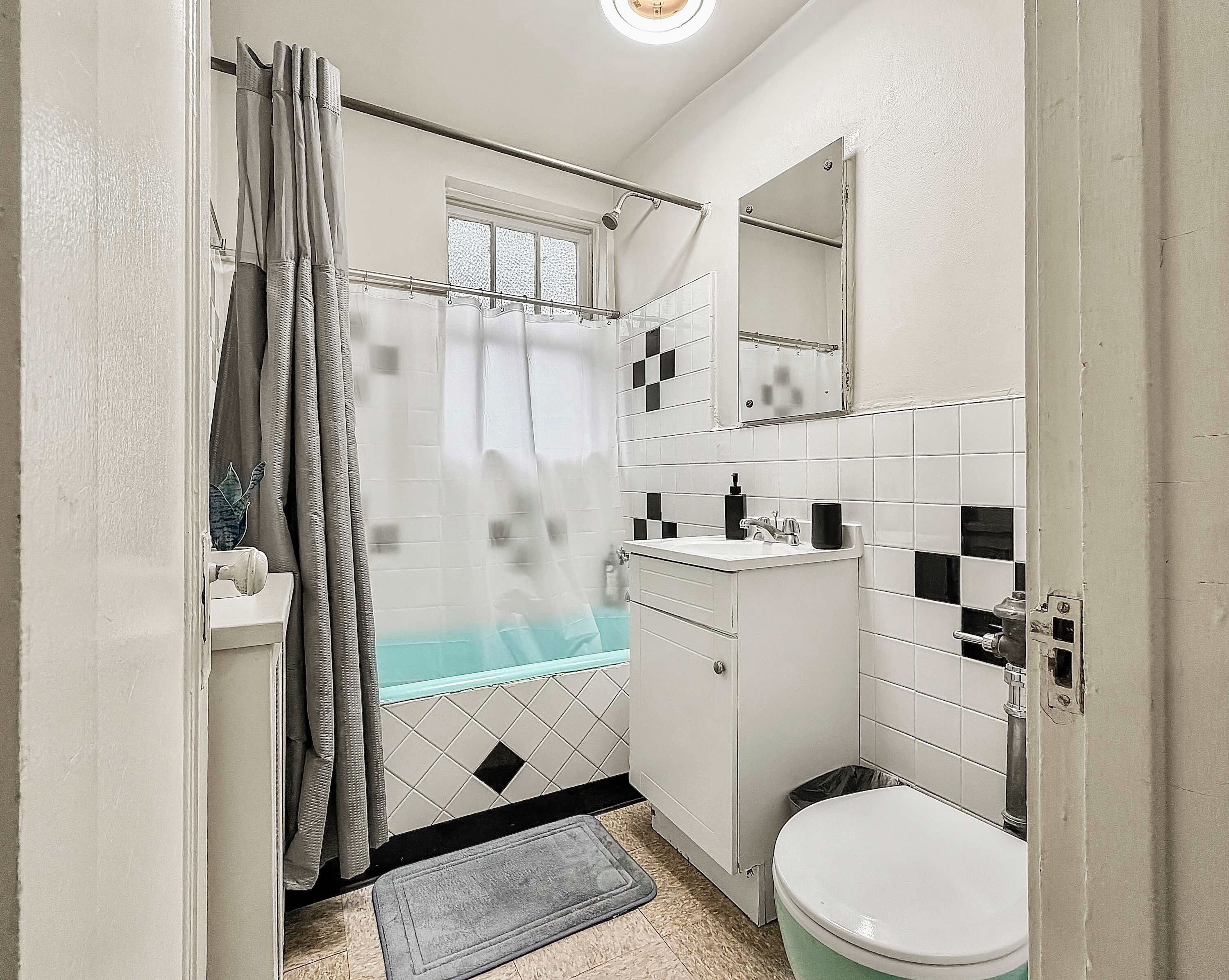 Shower, hair dryer, towels, shampoo