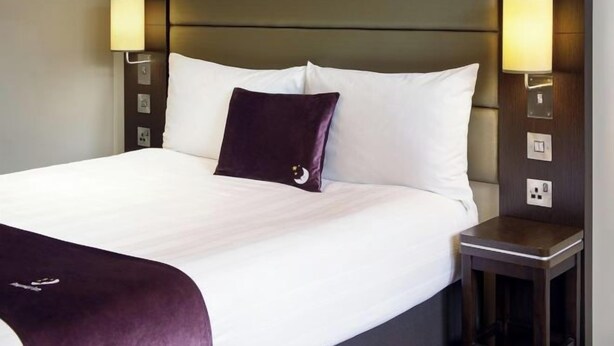 Room - Premier Inn Edinburgh A7 (Dalkeith) (Lasswade)