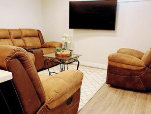 Living area - Serene 2-bedroom basement in Edmonton perfect for relaxing getaways (Edmonton)