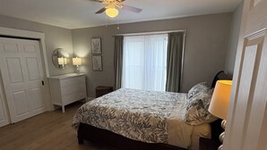 1 chambre, bureau, fer et planche à repasser, Wi-Fi gratuit