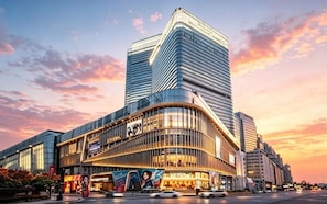 Exterior - Liyi Hotel Jiefangbei Hongyadong (Chongqing)