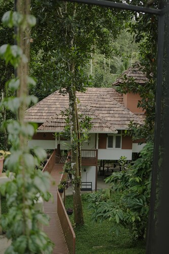 Neerthanal , A Private Villa with Natural Stream & Forest Views in Wayanad