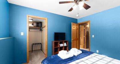 Clearbrook Retreat | 4BR | Fenced | 3-Car Garage