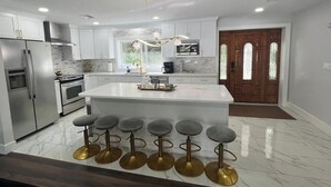 Unclassified image, 5 of 21, button - Catskills Stone Getaway - 6BR, Sleeps 14, Game Room, Firepit, Near Skiing (Purling)
