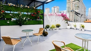 Khu ẩm thực ngoài trời