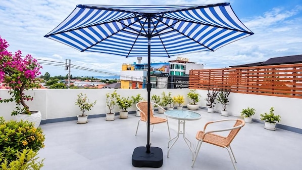 Khu ẩm thực ngoài trời