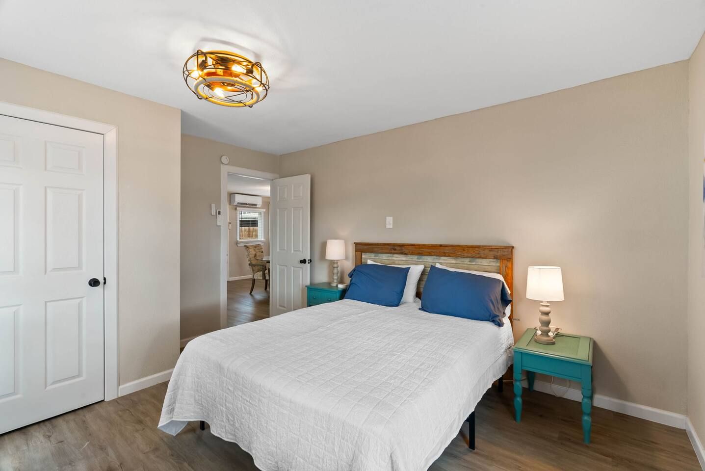 Desk, iron/ironing board, travel crib, WiFi