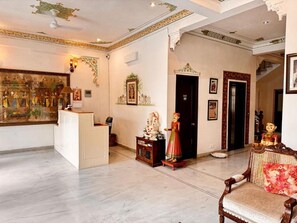 Lobby - UdaipurTaxi (Udaipur)