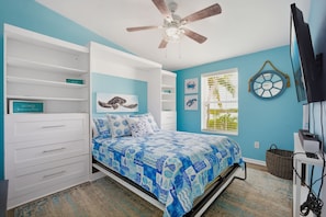 Room - Pirate Sunset | Waterfront + Outdoor Living (Summerland Key)
