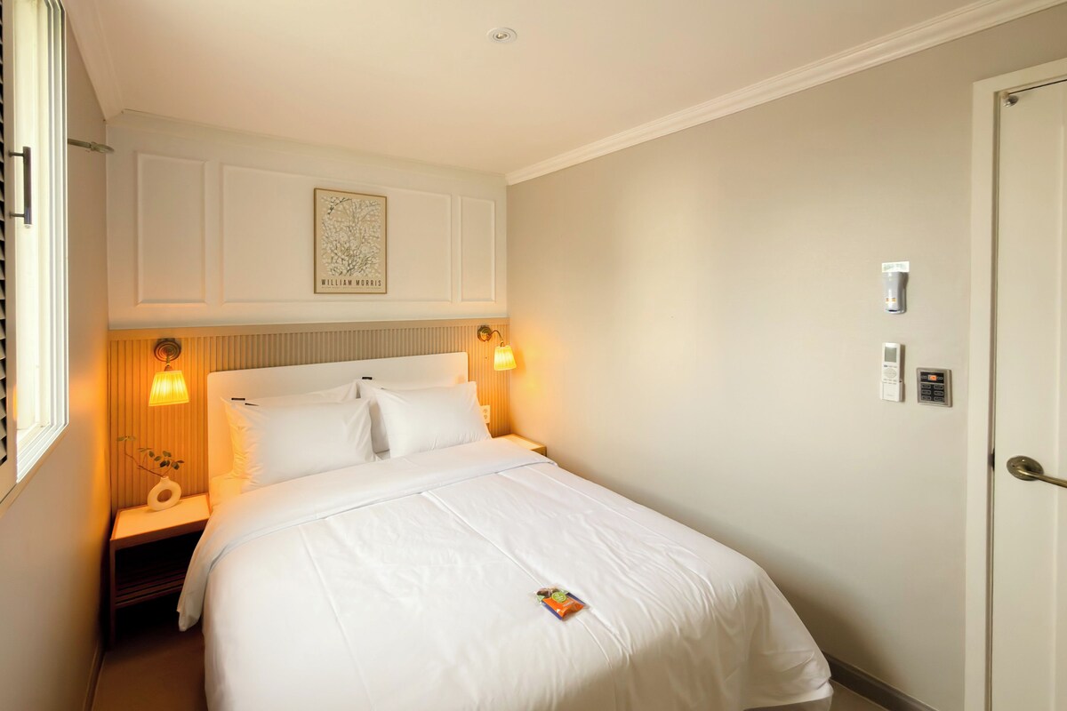 Standard Room, Courtyard View | Laptop workspace, WiFi (free)