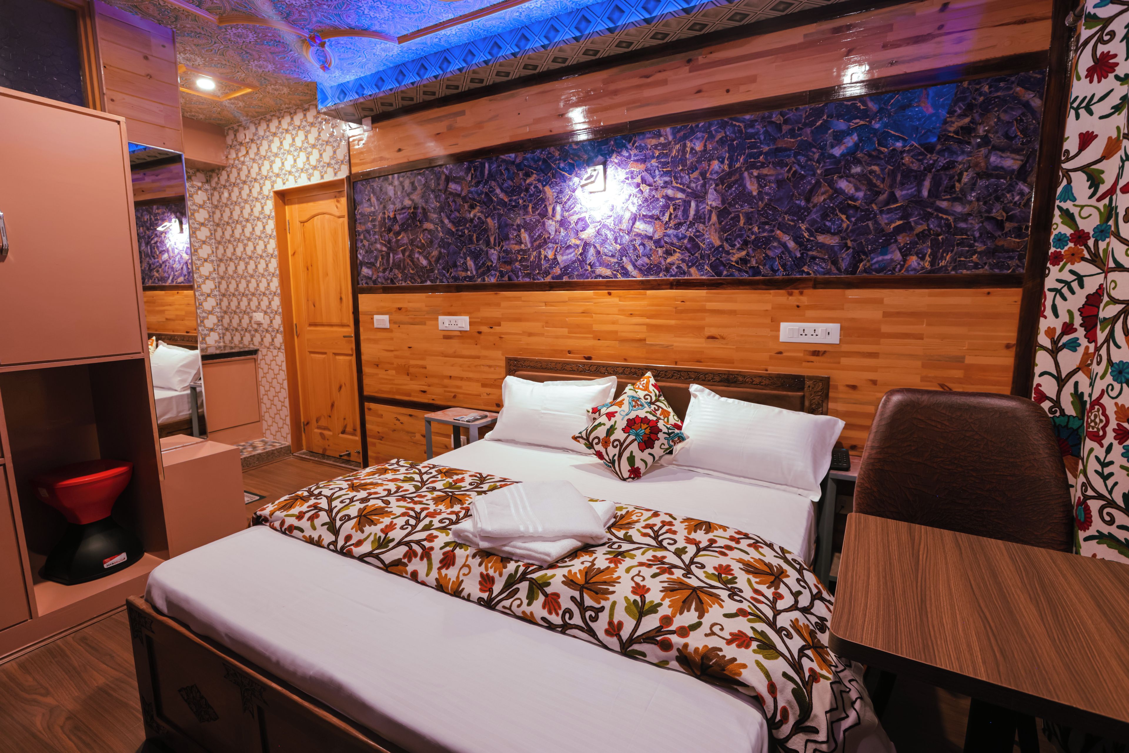 Deluxe Room, Garden View | Free WiFi