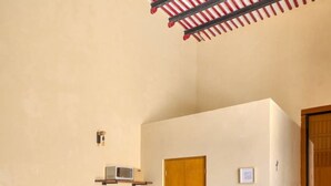 アイロン / アイロン台、WiFi、ベッドシーツ