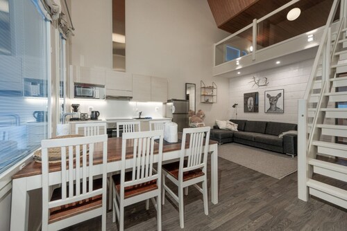 Modern ski-in ski-out apartment, sauna