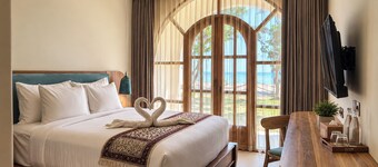 Laurel Davien Hotel & Resort