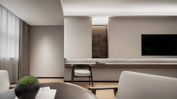 Superior Double Room, Housekeeping, Canal View | Interior