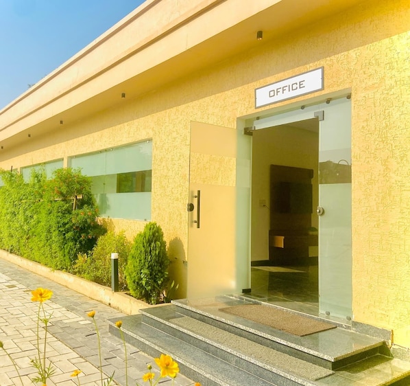 Unclassified image, 1 of 30, button - The Kailasha Resort (Roorkee)