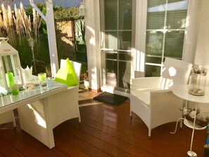 Outdoor dining - Vrbo Property (Grömitz)