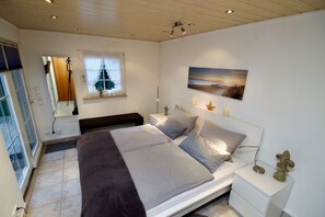 Room - Vrbo Property (Grömitz)