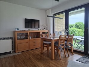 Dining - Vrbo Property (Grömitz)