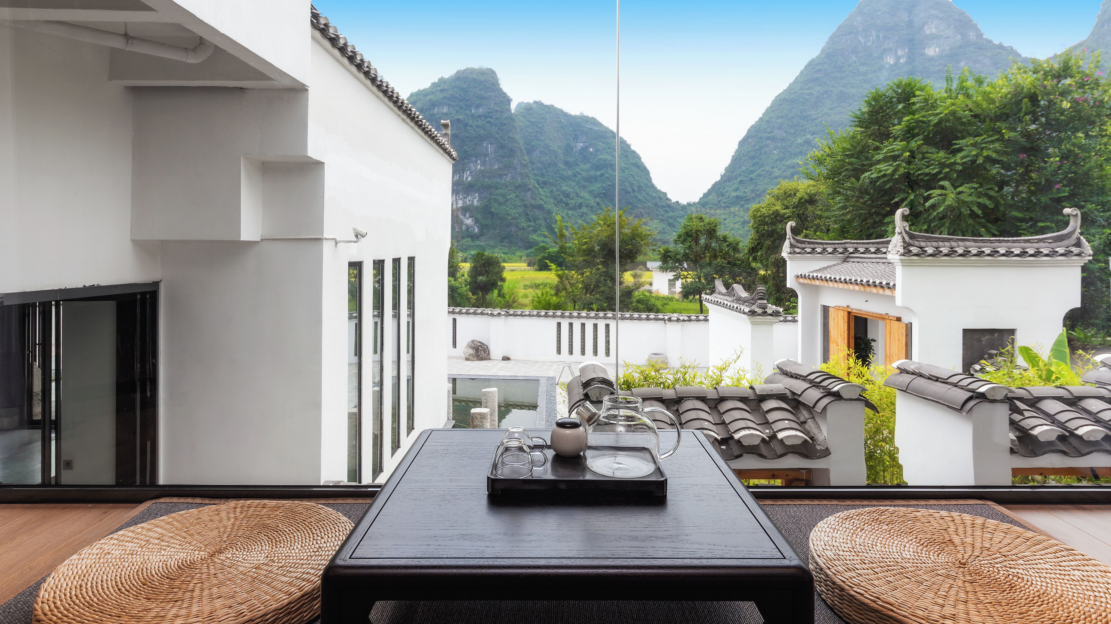 Villa de lujo, vista a la colina | Restaurante al aire libre