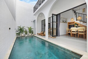 Ảnh chưa phân loại, 3 trong số 38 ảnh, nút