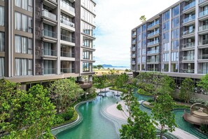 Exterior - Beachfront 1BDR Condo (PE24) (Na Jomtien, Sattahip)