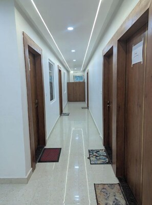 Interior - Hotel The Royal Crown (Faizabad)
