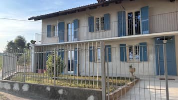 Esterni