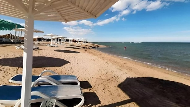 Pantai pribadi dan bar pantai