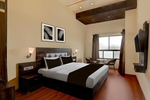 Room - Deluxe Popular Hotel (Pune)