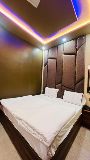 Phòng đôi Deluxe | Bàn, truy cập Internet không dây miễn phí 