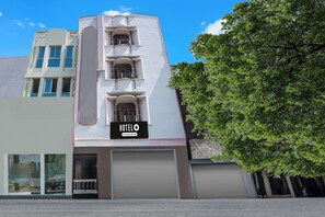 Ảnh chưa phân loại, 3 trong số 26 ảnh, nút