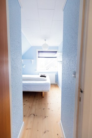 Standard Duplex, 4 Bedrooms, Courtyard Area | WiFi (free) - Mýrigøta (Tórshavn)