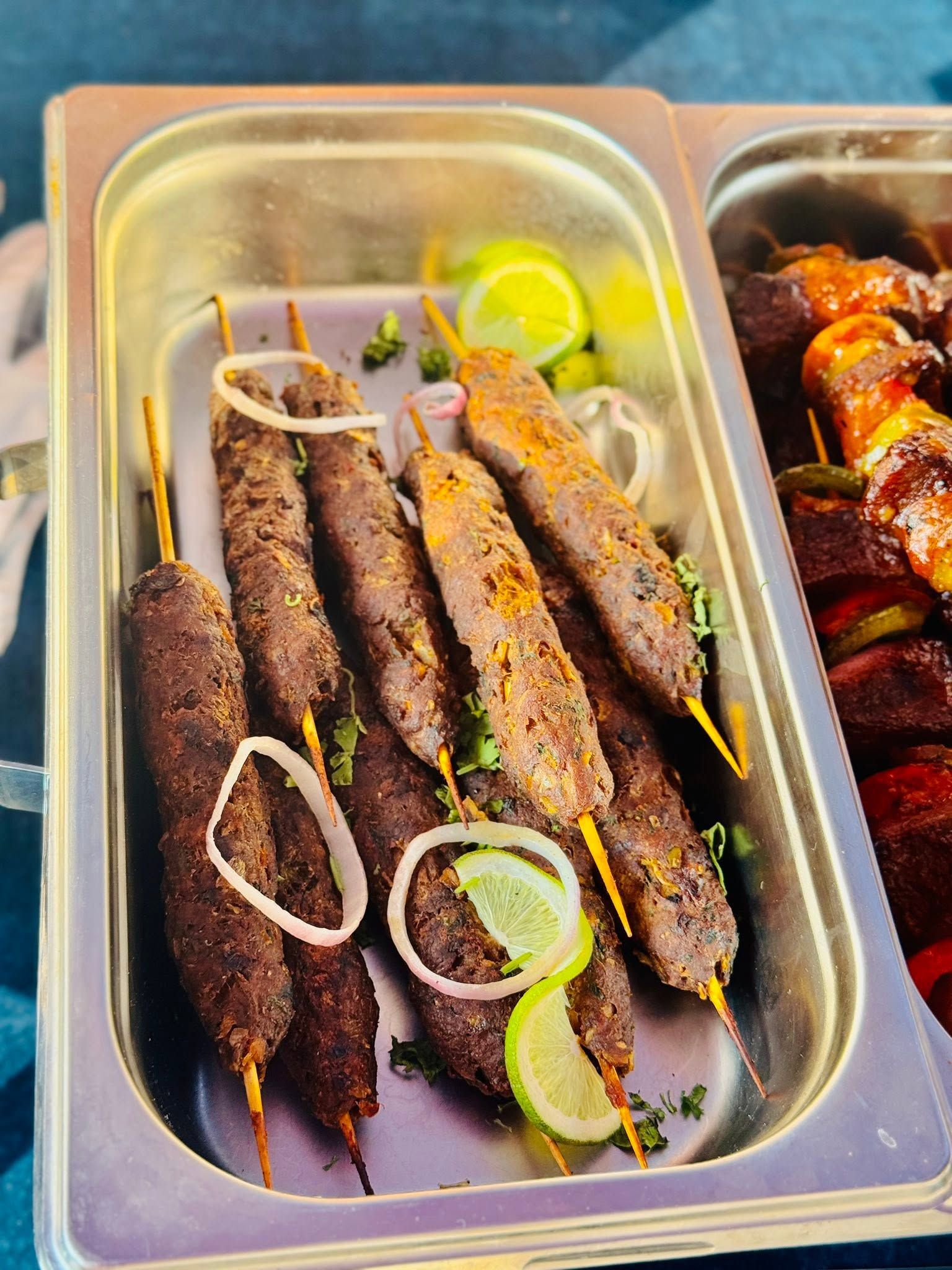 餐饮