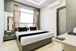 Desk, free WiFi - Townhouse Jodhpur Clock Tower (Jodhpur)